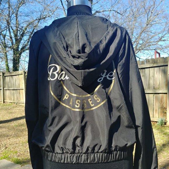 Plus Size Lightweight Jacket - Picture 4 of 14